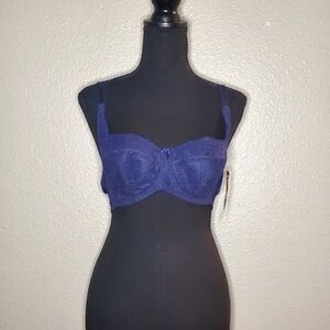 NEW WITH TAGS  Frugue  Women's Blue Lace Bra Size: 36 C US Size